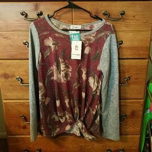 NWT Floral top